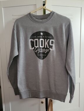Gray Crewneck Sweatshirt - Women's